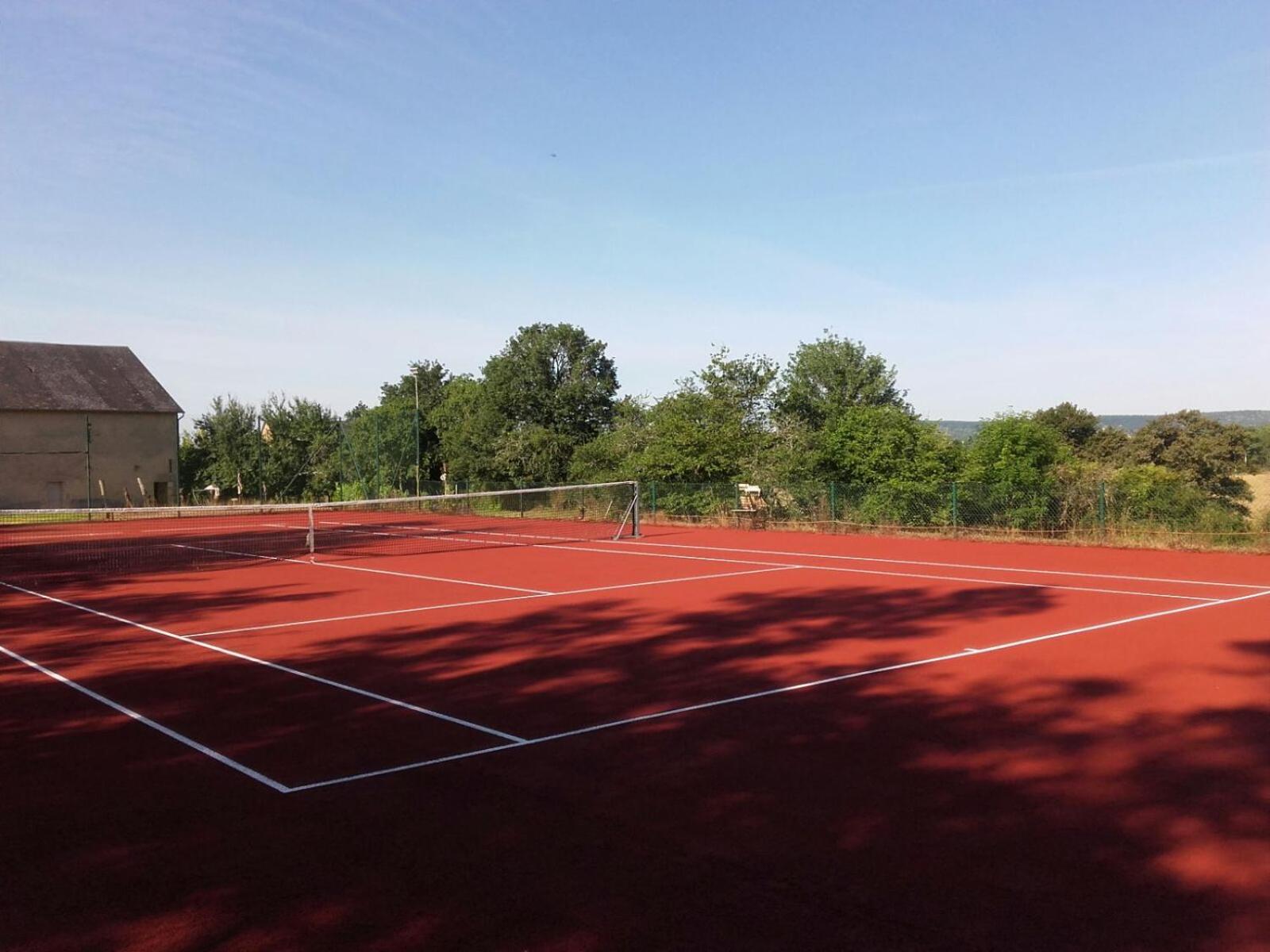 La Vache Tennis Prive Crux-la-Ville Kültér fotó
